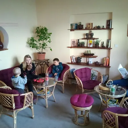 Dum S Cajovnou A Kavarnou Mimoň